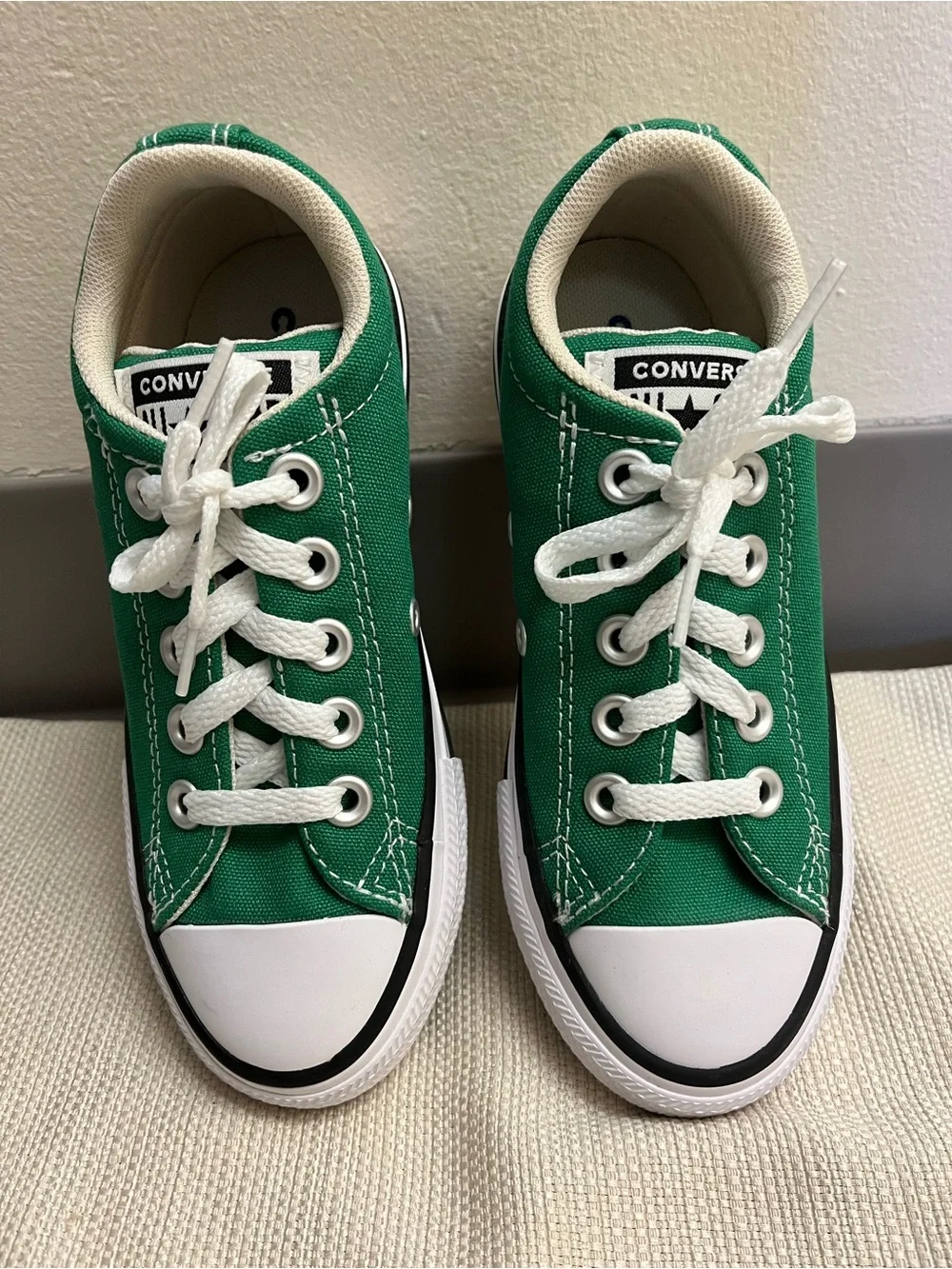 Converse Kids Low Top Canvas Sneakers - Green with White Accents Size Youth 12
